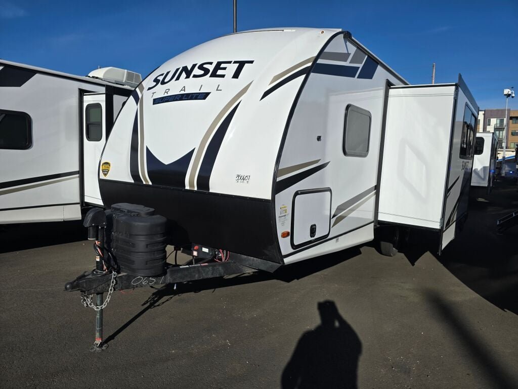 2024 Crossroads Sunset Trail Super Lite SS212RB - Image 2